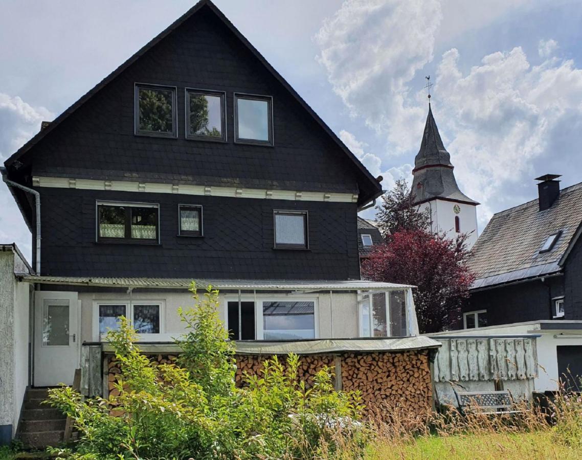 Ferienwohnung Haus Ruhrkopfblick Винтерберг Екстериор снимка